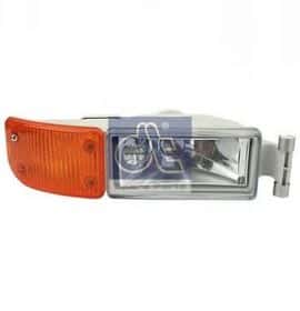 Передня протитуманна фара DT Spare Parts 3.31046