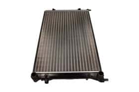 Радіатор охолодження двигуна MaXgear AC233127