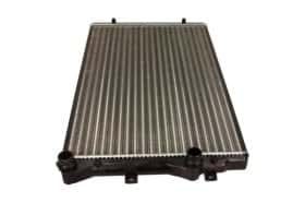 Радіатор охолодження двигуна MaXgear AC267958