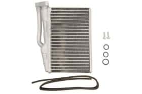 Радіатор пічки Thermotec d6b017tt