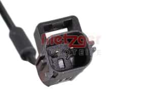 Датчик ABS Metzger 09001571
