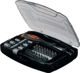 Отвертка реверсивная с набором бит BLACK+DECKER A7062