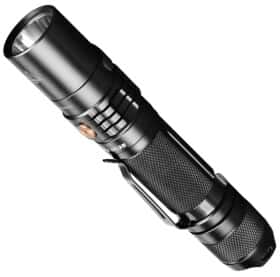 Ручной фонарь Fenix uc35v20