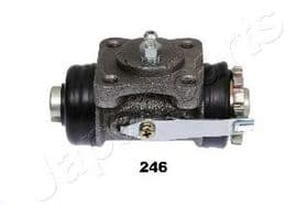 Колесный тормозной цилиндр