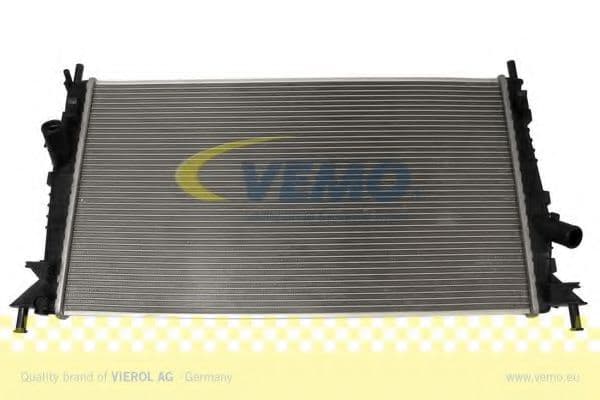 V25-60-0007 Vemo Радиатор охлаждения двигателя