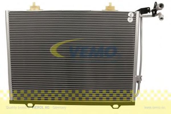 V30-62-1022 Vemo Радиатор кондиционера