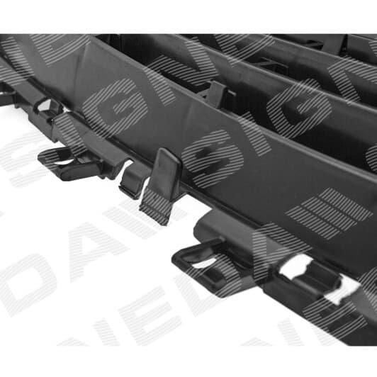 POP07027GA Signeda Решітка радіатора для Opel Zafira