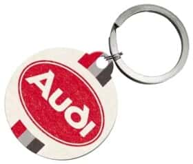 Брелок Nostalgic art с логотипом Audi белий + красный 48039 Брелок Nostalgic art с логотипом Audi белий + красный 48039