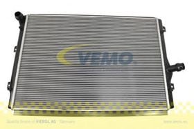Радиатор охлаждения двигателя Vemo V15-60-5057