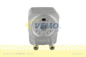 Масляный радиатор двигателя Vemo V15-60-6023