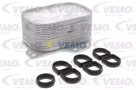 Масляный радиатор двигателя Vemo v15606063
