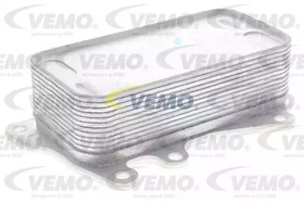 Оливний радіатор двигуна Vemo v20600041