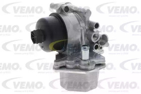 Масляный радиатор двигателя Vemo v22600017