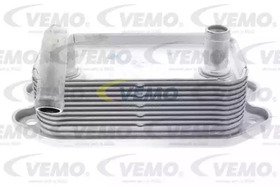 Оливний радіатор двигуна Vemo v95600008