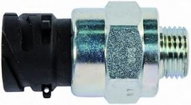 Вимикач стоп-сигналу Behr Hella 6DD 013 822-021