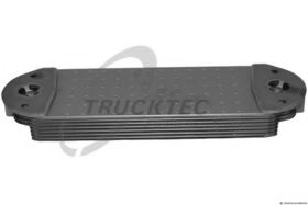 Масляный радиатор двигателя Trucktec Automotive 03.18.011