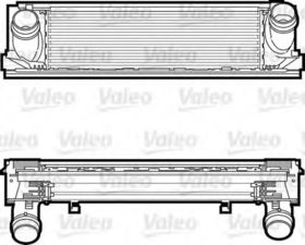 Интеркулер Valeo 818263