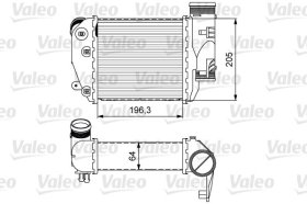 Интеркулер Valeo 818610