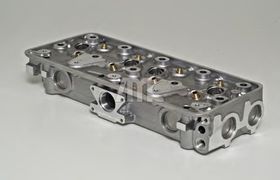 Головка блока цилиндров AMC 910057