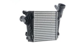 Интеркулер Mahle ci333000p