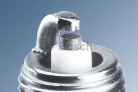 Свічка запалювання Bosch 0 242 225 641