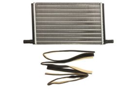Радіатор пічки Thermotec D6W017TT