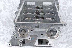 Головка блока цилиндров ET Engineteam HL0113