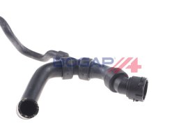Патрубок радиатора системы охлаждения двигателя Bogap a4228289