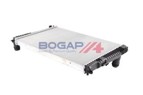 Радіатор охолодження двигуна Bogap b4210117