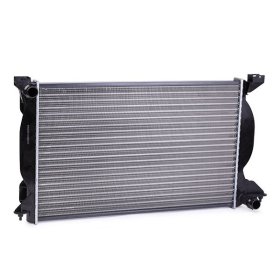 Радиатор охлаждения двигателя RIDEX 470r0346
