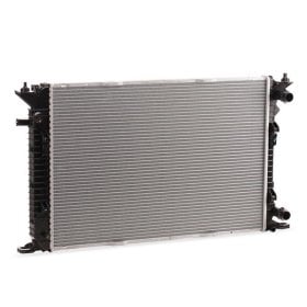 Радиатор охлаждения двигателя RIDEX 470r0418