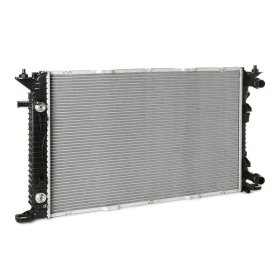 Радиатор охлаждения двигателя RIDEX 470r0421