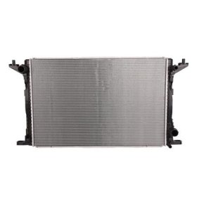 Радіатор охолодження двигуна Bapmic bf0426790169