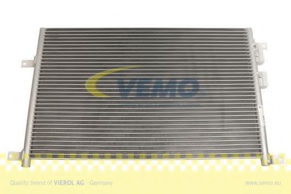 V24-62-0001 Vemo Радіатор кондиціонера