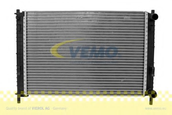 V25-60-3014 Vemo Радиатор охлаждения двигателя