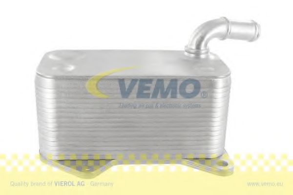 V15-60-6018 Vemo Оливний радіатор двигуна