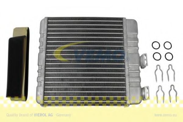 V40-61-0003 Vemo Радіатор пічки