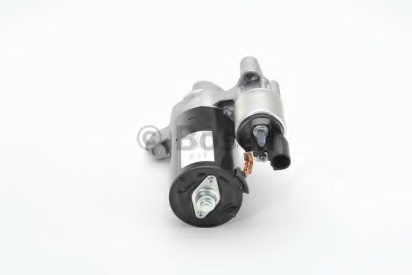 Стартер Bosch 0 001 138 067