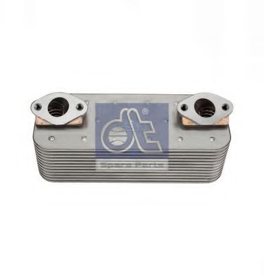 4.61897 DT Spare Parts Оливний радіатор двигуна