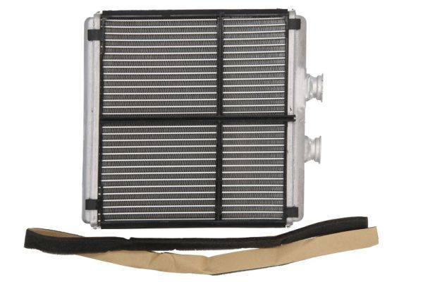D6M013TT Thermotec Радиатор печки