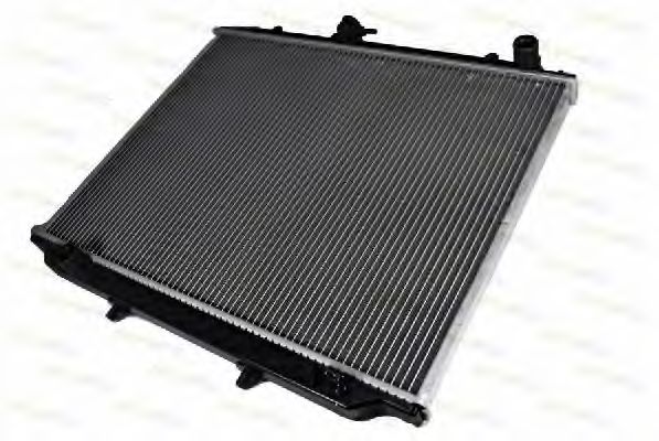 D71015TT Thermotec Радиатор охлаждения двигателя для Nissan Terrano