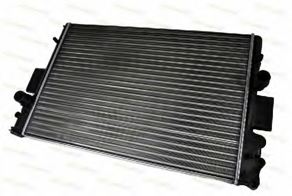 D7E004TT Thermotec Радиатор охлаждения двигателя
