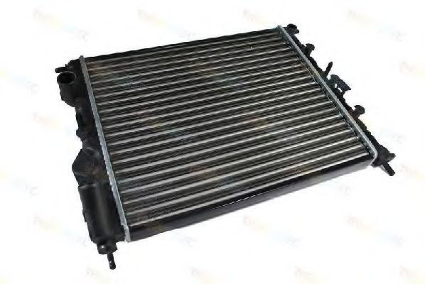 D7R004TT Thermotec Радіатор охолодження двигуна
